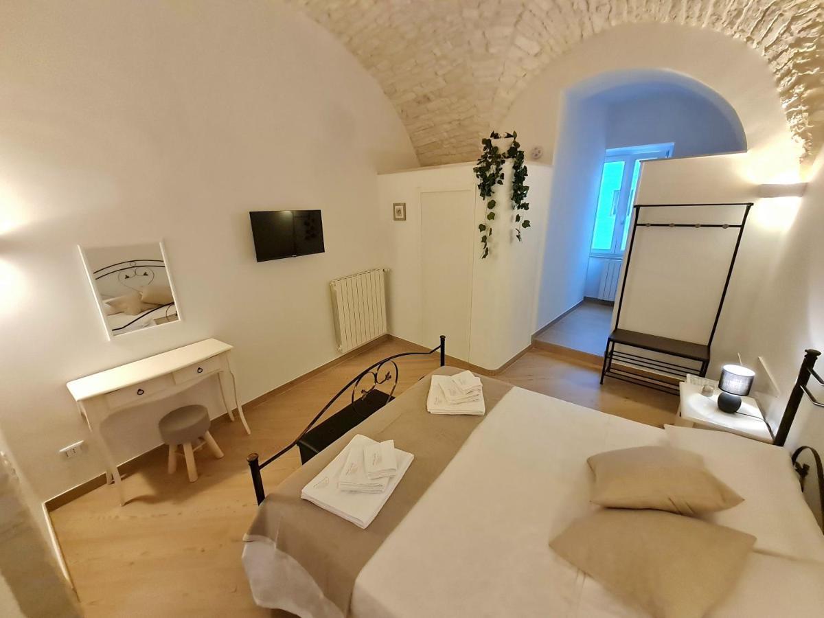 La Dimora Nel Borgo Locorotondo Exterior foto