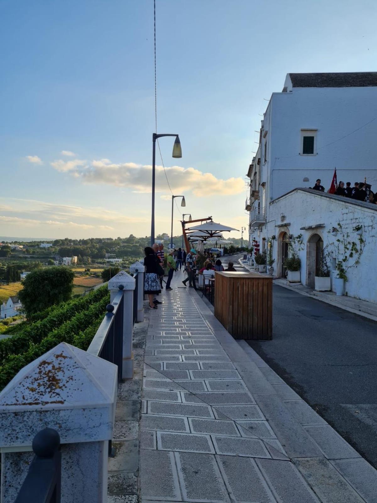 La Dimora Nel Borgo Locorotondo Exterior foto
